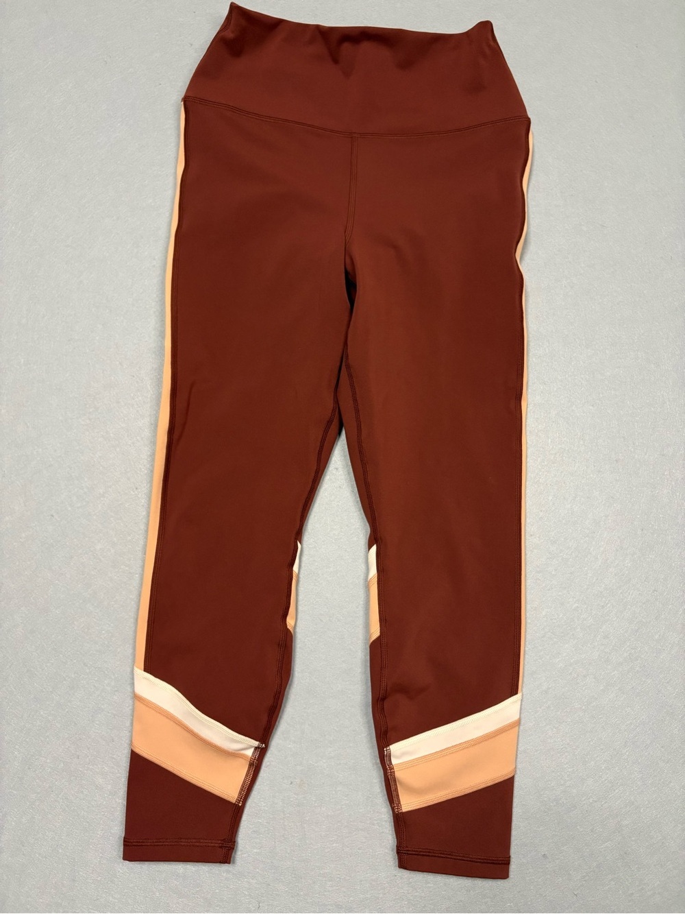 Spiritual Gangster 7/8 Velo Dream Tech Leggings in Washed Burgundy sz M - Picture 3 of 9